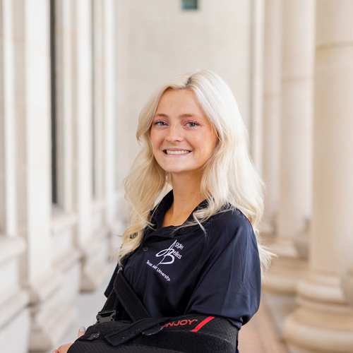 Hayleigh Young - Social Media Assistant + SEO Specialist